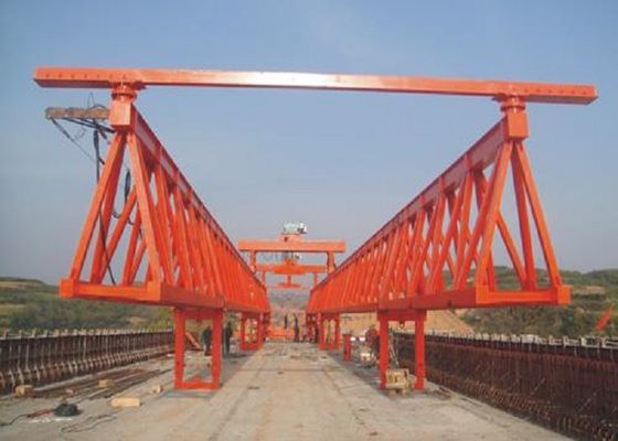de kraan van de straallanceerinrichting of de Kraan van de Lanceringsbrug van China
